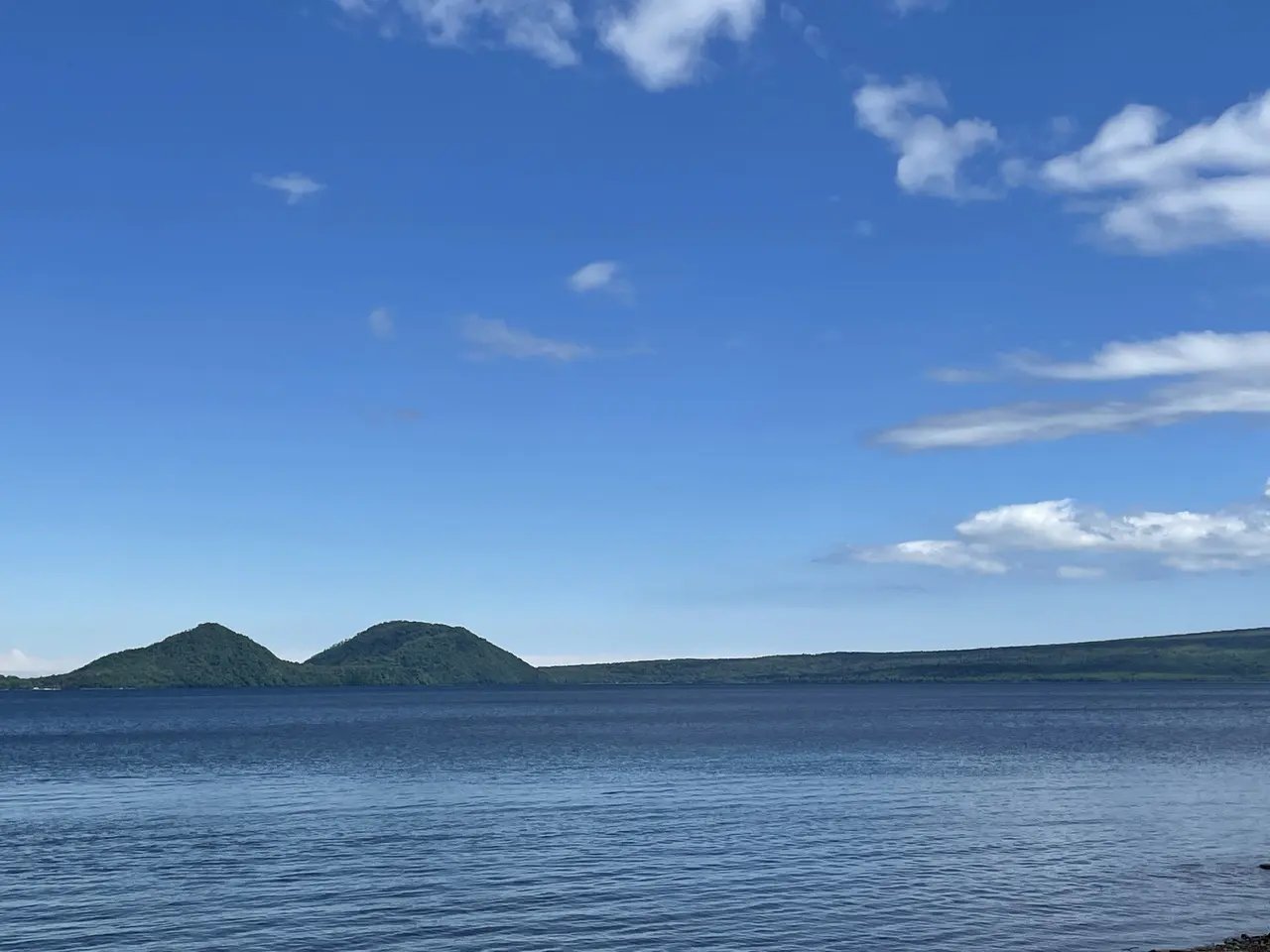 神秘の湖　支笏湖